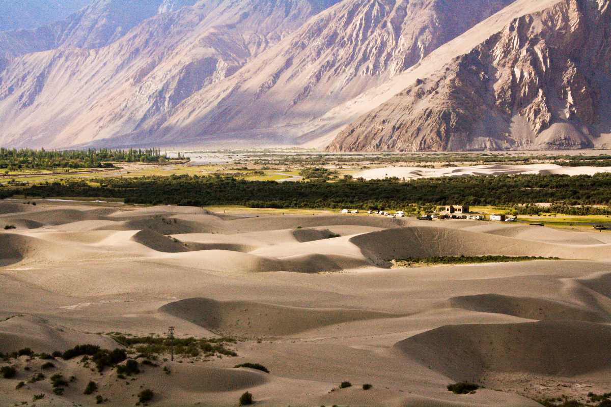 印度（India）国土最北方 拉达克（Ladakh） 与世隔绝的世外桃园 – 大橙传媒超科技(马来西亚)集团
